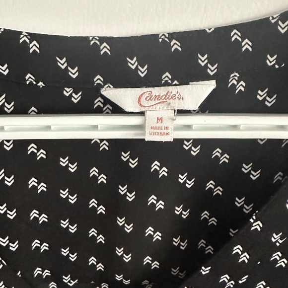 Womens Medium Candie's black and white blouse 1/4 zip long sleeved - Picture 6 of 8